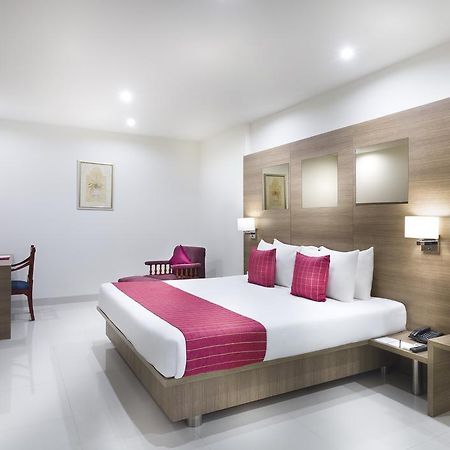 Regency Tiruttani By Grt Hotels Exterior foto