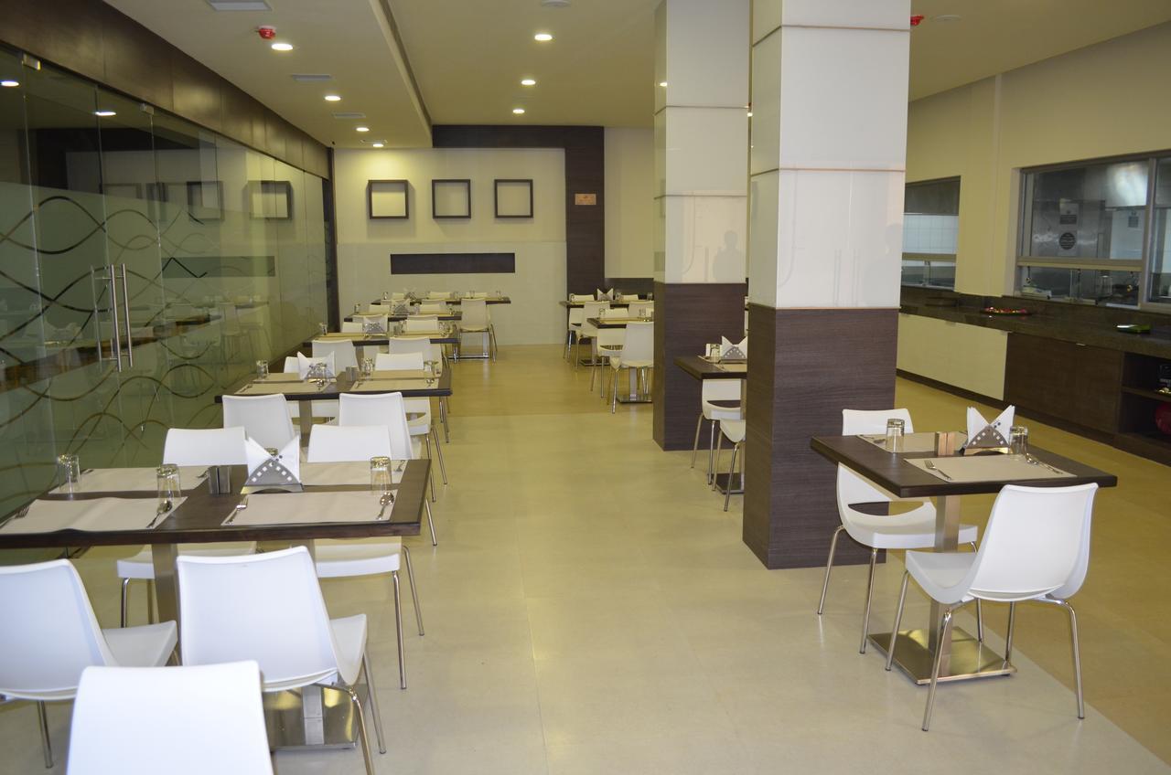 Regency Tiruttani By Grt Hotels Exterior foto