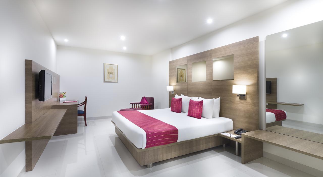 Regency Tiruttani By Grt Hotels Exterior foto