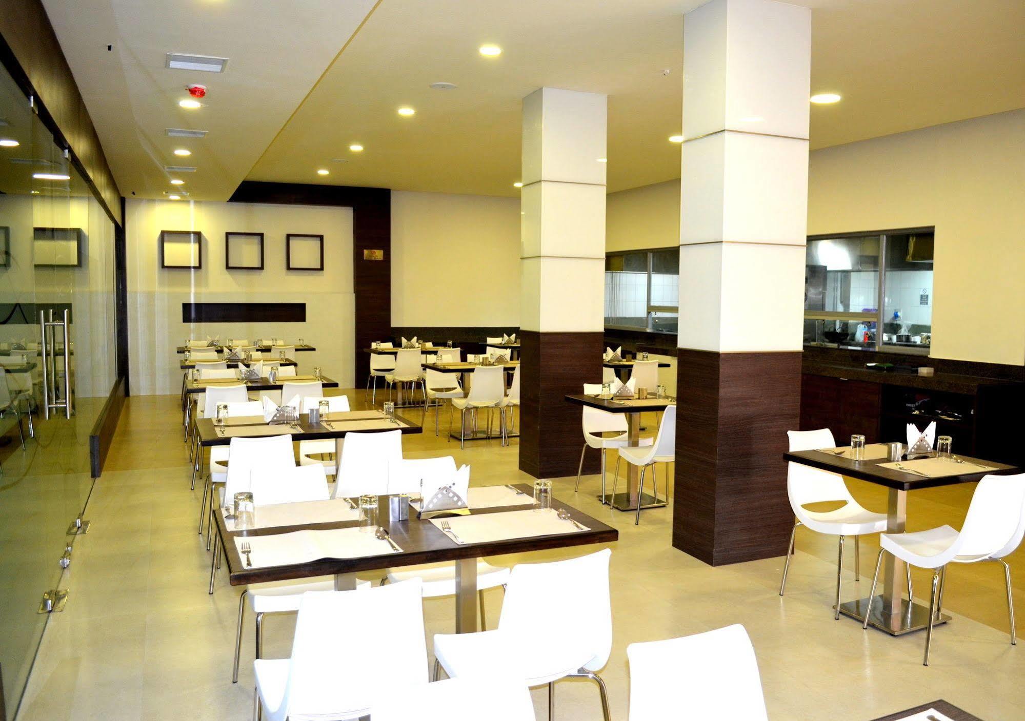 Regency Tiruttani By Grt Hotels Exterior foto