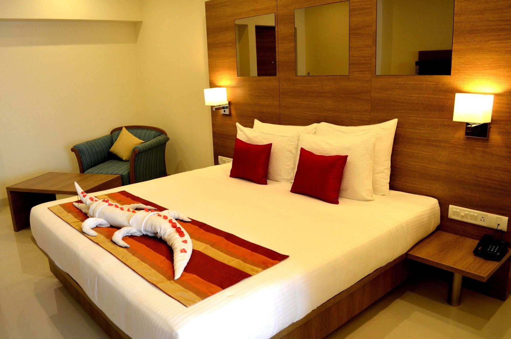 Regency Tiruttani By Grt Hotels Exterior foto